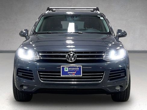 Used 2012 Volkswagen Touareg VR6 AWD/4WD image 2