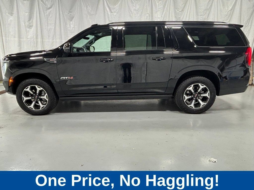 Used 2026 GMC Yukon XL AT4 w/ AT4 Premium Package AWD/4WD image 4