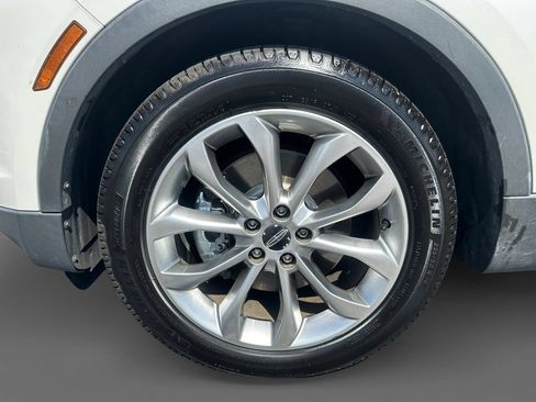Used 2017 Lincoln MKC Select FWD image 16
