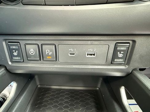 New 2026 Nissan Frontier SV w/ SV Convenience Package image 32