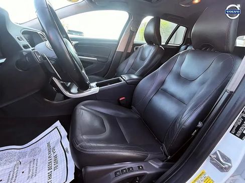 Used 2015 Volvo V60 T5 Premier FWD image 23