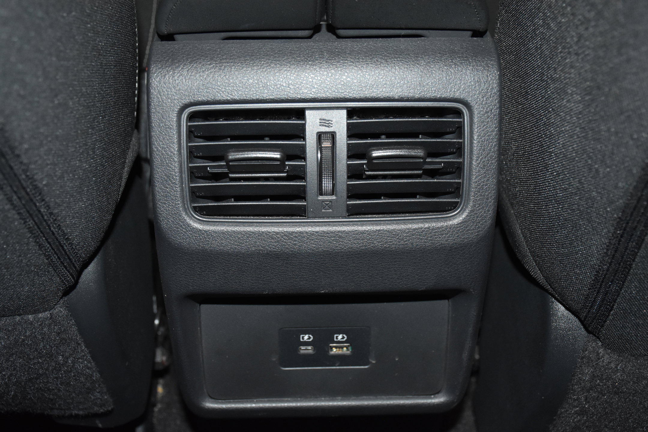 Used 2022 Nissan Rogue SV AWD/4WD image 28