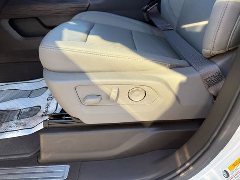 New 2026 GMC Sierra 1500 SLT w/ SLT Premium Package image 25