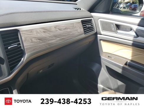 Used 2021 Volkswagen Atlas Cross Sport SE w/ Panoramic Sunroof Package AWD/4WD image 36