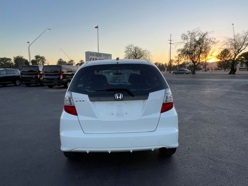 Used 2012 Honda Fit image 4