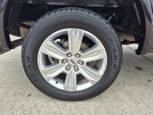 Certified 2020 Ford F150 Platinum w/ Equipment Group 701A Luxury image 7