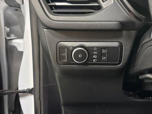 Used 2025 Ford Escape ST-Line Select AWD/4WD image 11