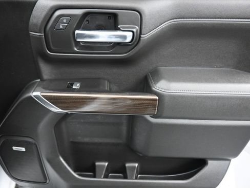 Used 2019 Chevrolet Silverado 1500 RST image 42