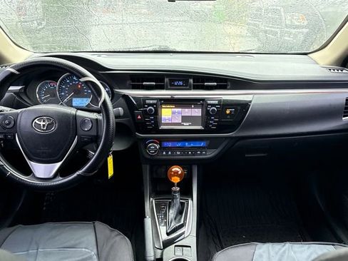 Used 2014 Toyota Corolla LE image 11