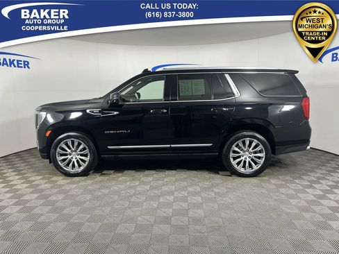 Used 2021 GMC Yukon Denali w/ Denali Premium Package image 6