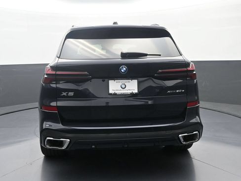 New 2026 BMW X5 xDrive50e w/ M Sport Package AWD/4WD image 6