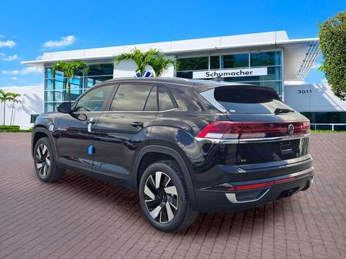 New 2026 Volkswagen Atlas Cross Sport SE FWD image 5