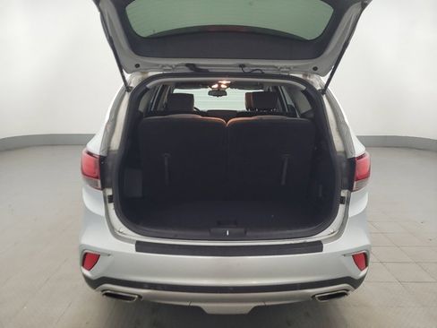 Used 2018 Hyundai Santa Fe SE image 29