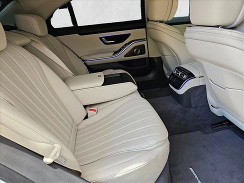Used 2023 Mercedes-Benz S 500 4MATIC image 21