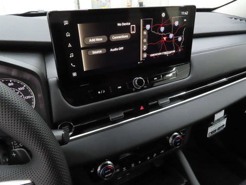 New 2026 Mitsubishi Outlander SE AWD/4WD image 16