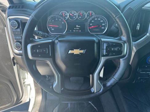 Used 2022 Chevrolet Silverado 2500 LT w/ Fleet Comfort Package AWD/4WD image 18