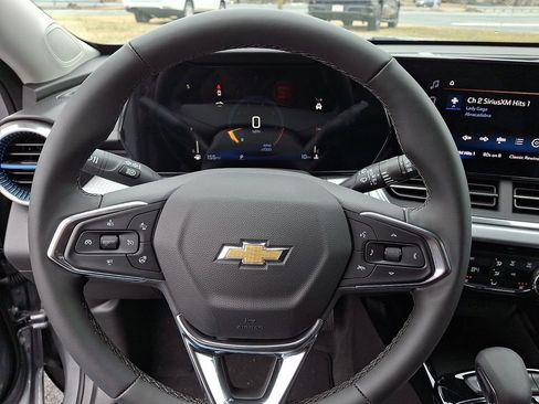 New 2026 Chevrolet Trax LT w/ Driver Confidence Package FWD image 13