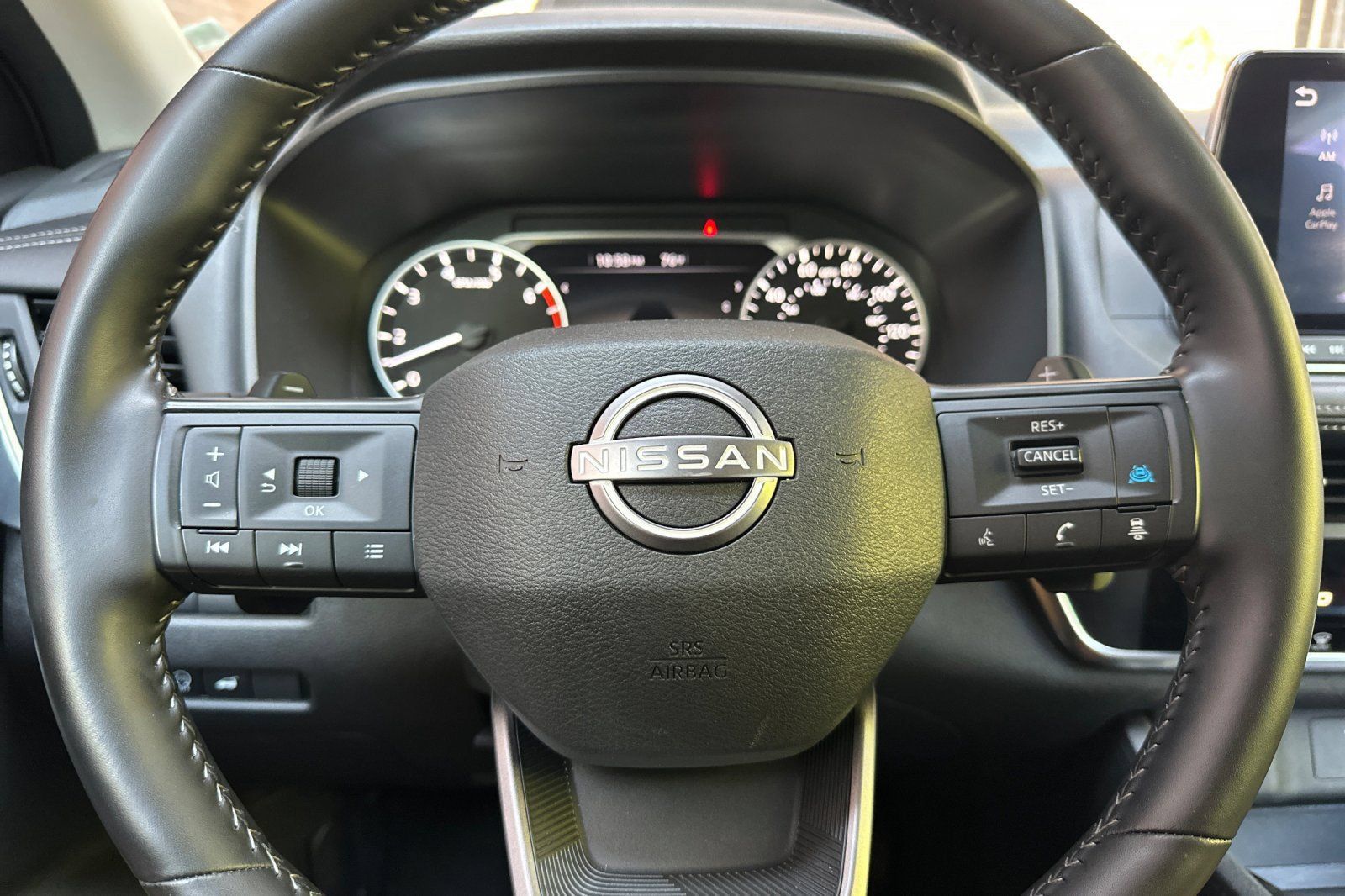 Used 2025 Nissan Rogue SV FWD image 30