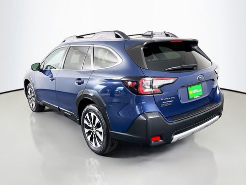 Used 2023 Subaru Outback Limited image 7