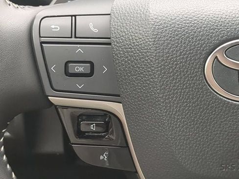 Used 2025 Toyota Camry SE AWD/4WD image 21