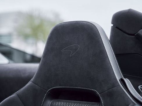 Used 2024 McLaren 750S Spider image 44