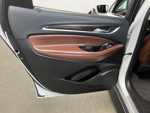 Used 2019 Buick Enclave Avenir w/ Avenir Technology Package AWD/4WD image 19