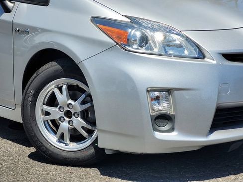Used 2010 Toyota Prius Five FWD image 4