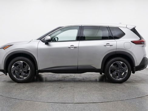 Used 2025 Nissan Rogue SV FWD image 5