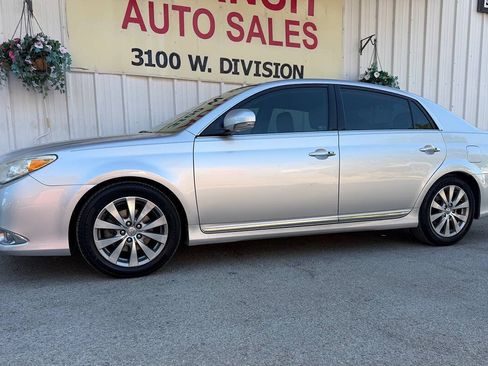 Used 2011 Toyota Avalon Limited FWD image 8