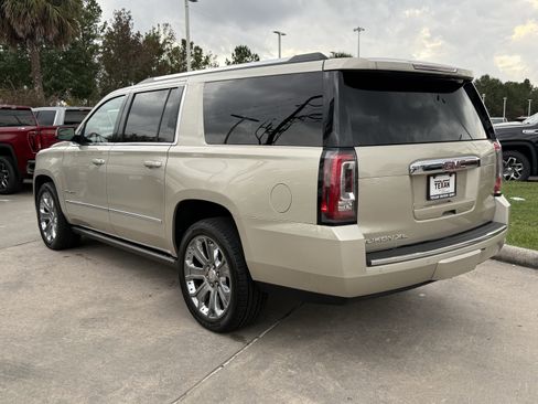 Used 2016 GMC Yukon XL Denali w/ Open Road Package image 7