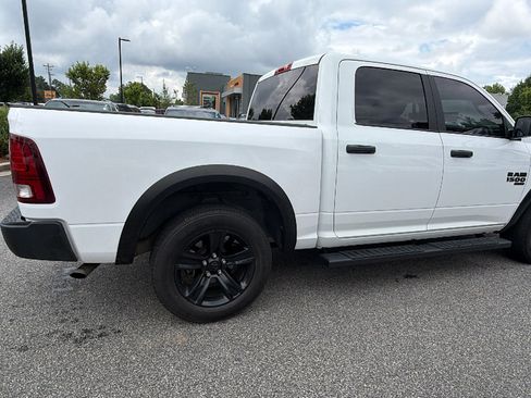 Used 2024 RAM 1500 Warlock AWD/4WD image 8