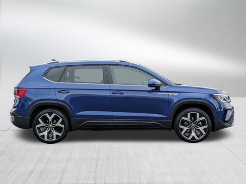 Used 2023 Volkswagen Taos SEL AWD/4WD image 8