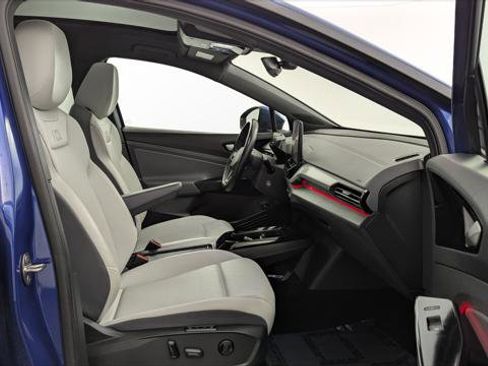 Used 2021 Volkswagen ID.4 Pro S image 21