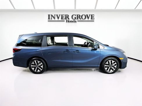 Certified 2026 Honda Odyssey EX-L image 4