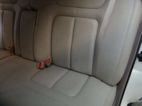 Used 1997 Cadillac De Ville D'Elegance w/ Safety/Security Pkg FWD image 25