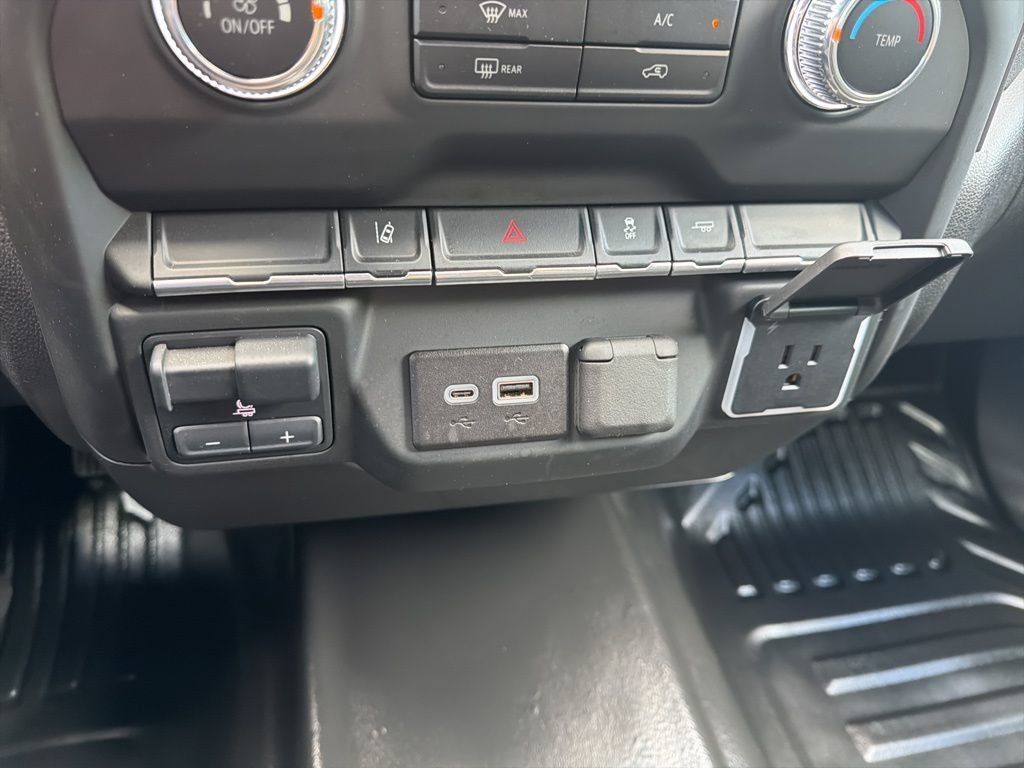 Certified 2024 GMC Sierra 3500 Pro w/ Convenience Package RWD image 27
