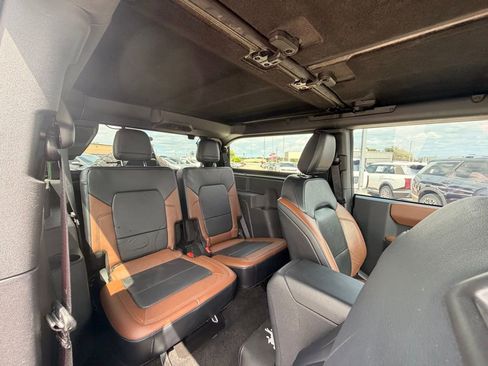 Used 2022 Ford Bronco Outer Banks image 11