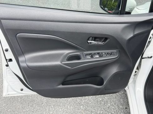 Used 2024 Nissan Versa SV w/ Trunk Package FWD image 24