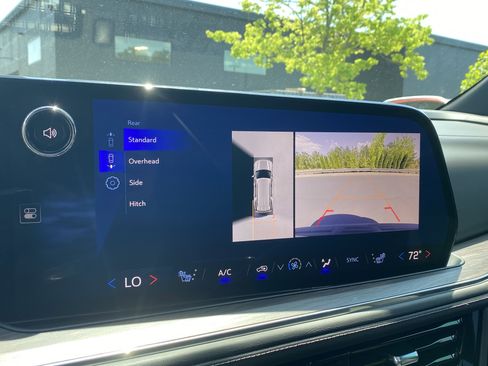 Used 2025 Chevrolet Tahoe Z71 w/ Z71 Off-Road Package image 36