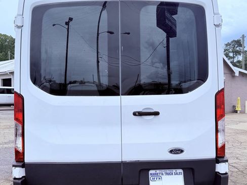 Used 2023 Ford Transit 250 Medium Roof RWD image 5
