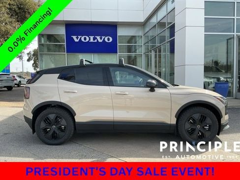 New 2026 Volvo EX30 Cross Country Ultra image 7