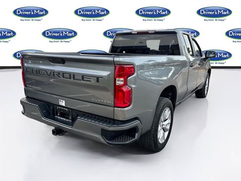 Used 2020 Chevrolet Silverado 1500 Custom w/ Custom Value Package AWD/4WD image 7