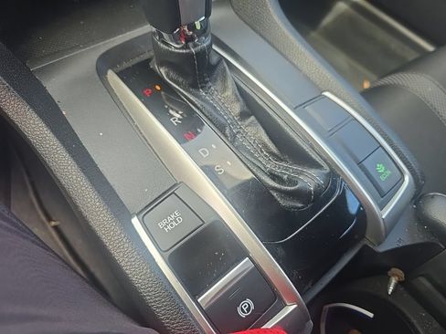 Used 2021 Honda Civic Sport image 16