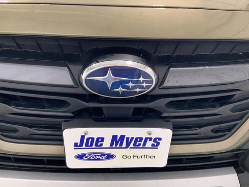 Used 2025 Subaru Outback Limited AWD/4WD image 27