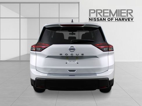 New 2026 Nissan Rogue SV FWD image 4