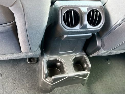 Used 2023 Jeep Wrangler Unlimited Sport AWD/4WD image 28