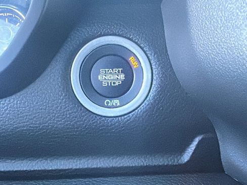 Used 2023 RAM 1500 Big Horn image 28