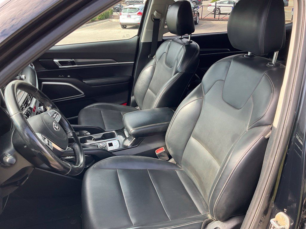 Used 2021 Kia Telluride LX AWD/4WD image 10