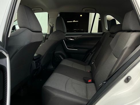 Used 2025 Toyota RAV4 XLE image 12