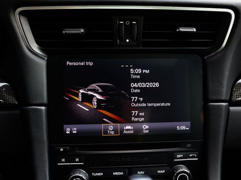 Used 2019 Porsche 911 Carrera 4 image 8